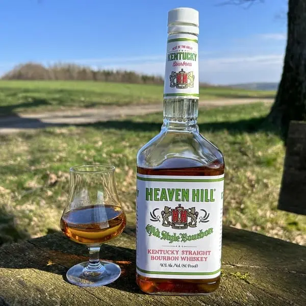 Heaven Hill Old Style Bourbon 1