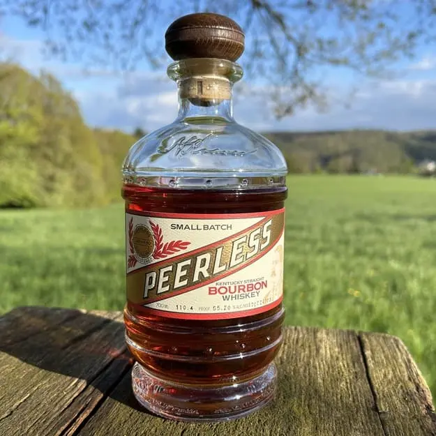 Read more about the article Craft-Whiskey in der Verkostung: Der Peerless Small Batch Bourbon
