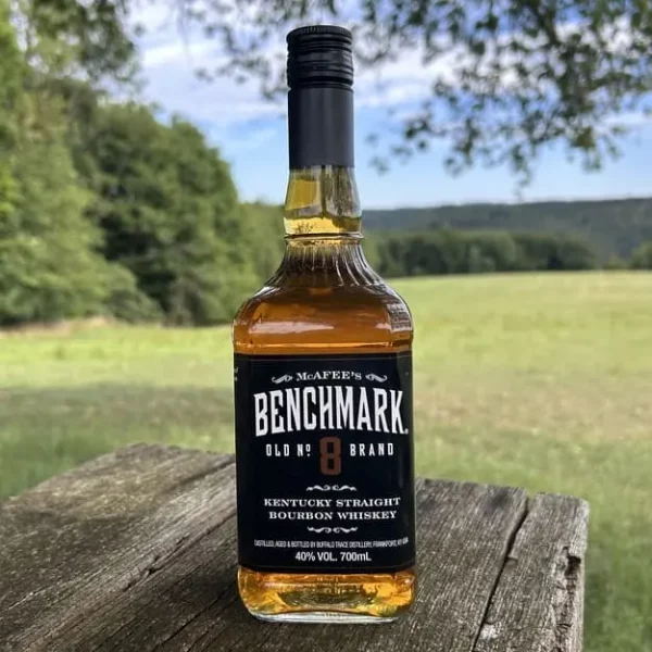 Benchmark No 8 Klassischer Budget-Bourbon aus Kentucky (1)