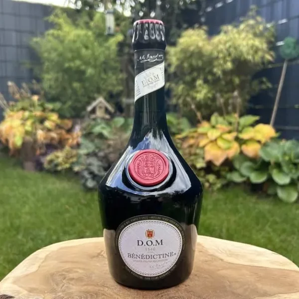 Benedictine Kräuterlikör aus Frankreich (1)