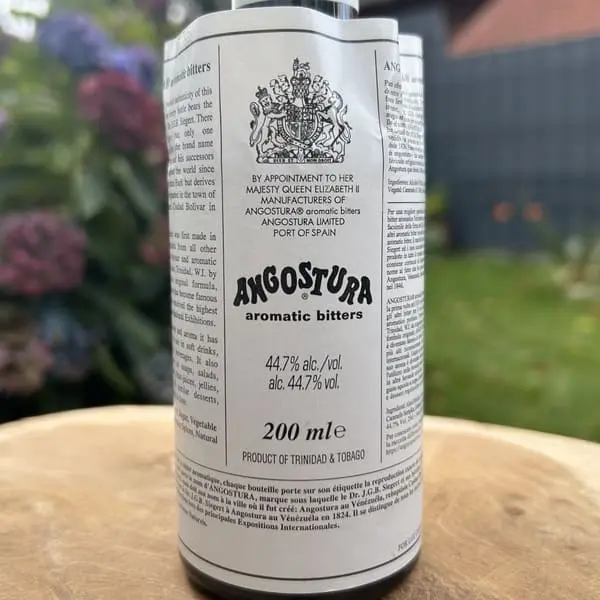 Alles über Cocktail Bitters Kleine Tropfen mit großer Wirkung (9)